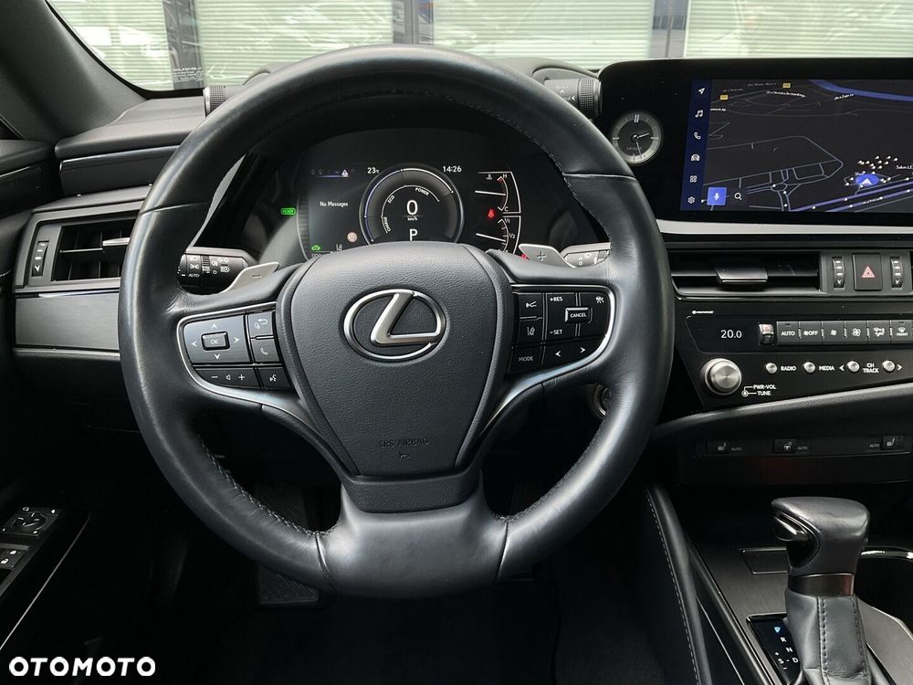 Lexus ES 300h Business Edition - 10