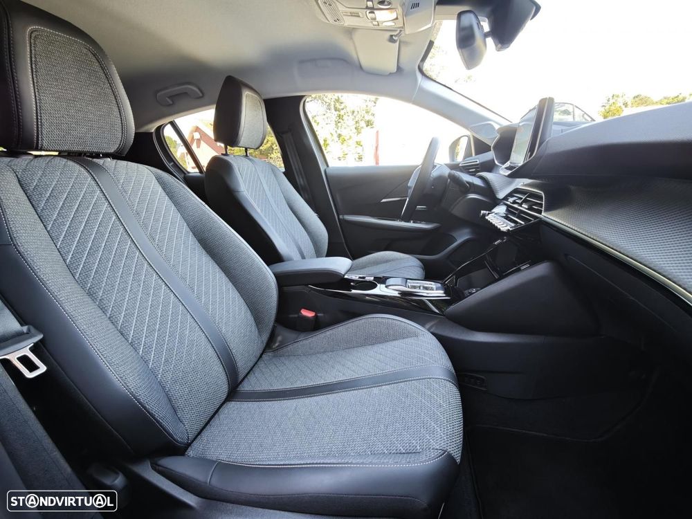 Peugeot e-208 51 kWh Allure - 21