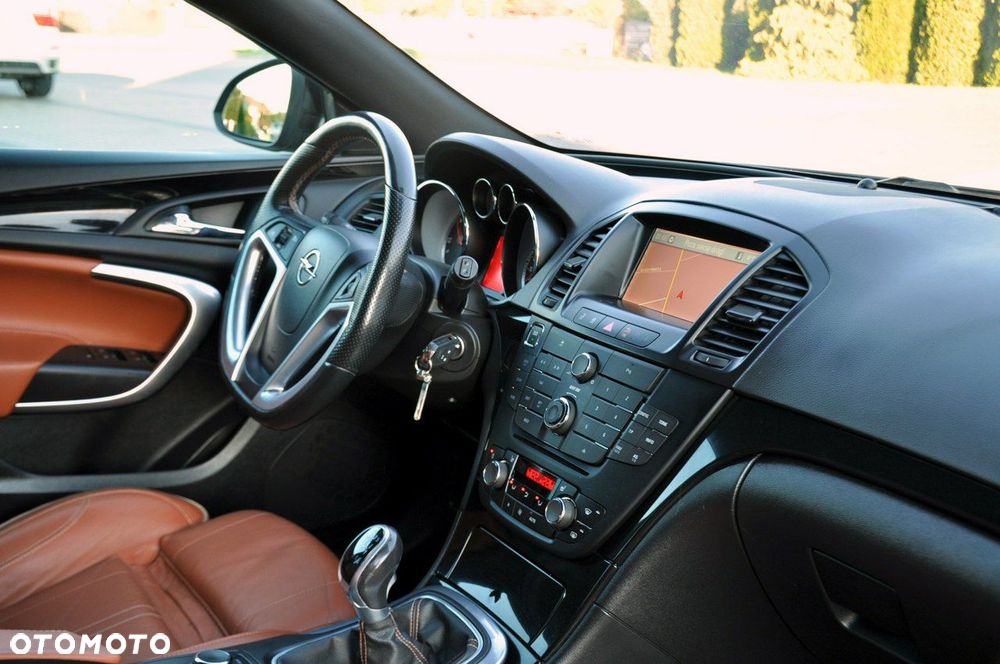 Opel Insignia - 18