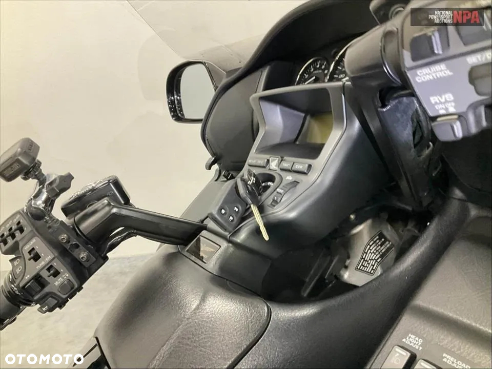 Honda GL - 11