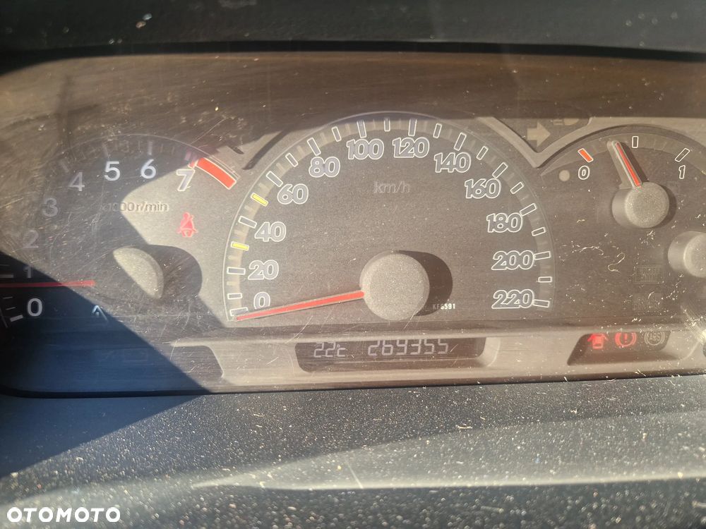 Honda FR-V 1.8 Comfort - 16