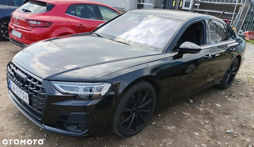 Audi S8 - 1
