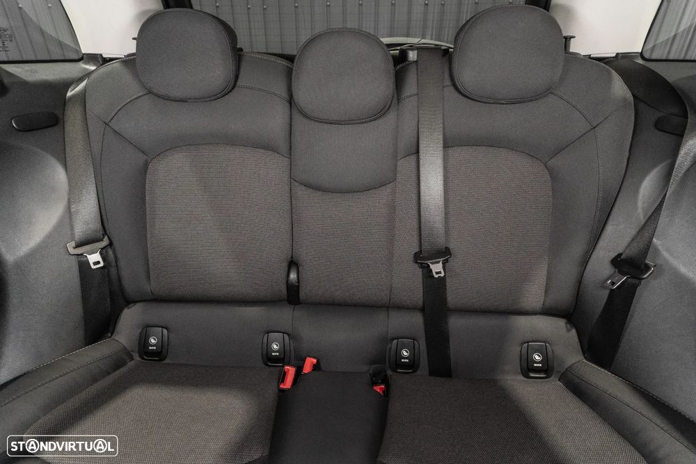 MINI 5 Portas One D - 25