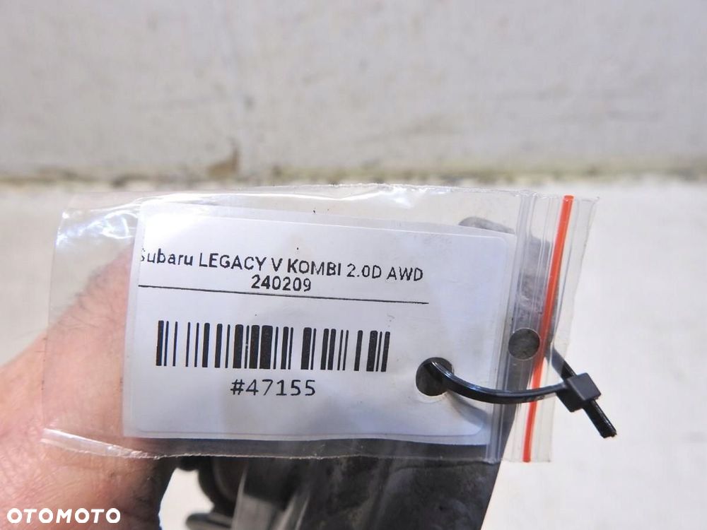 POKRYWA OSŁONA ROZRZĄDU PRAWA SUBARU LEGACY V 2.0 D - 4