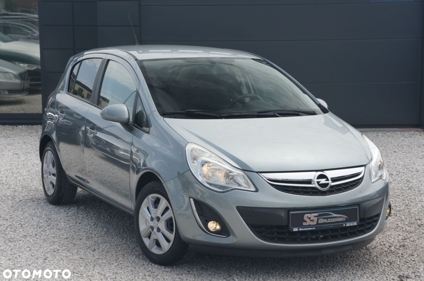 Opel Corsa - 2