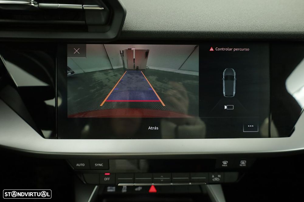 Audi A3 Sportback 45 TFSIe S line - 11