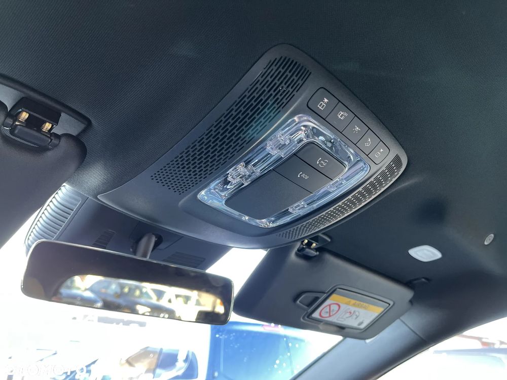 Mercedes-Benz EQA - 17