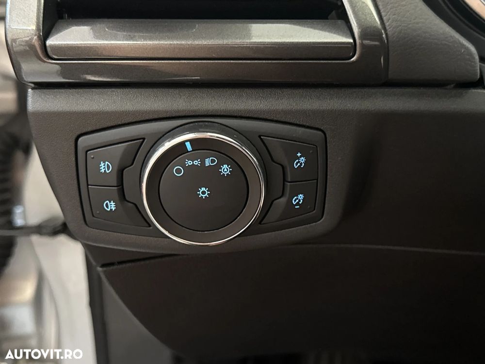 Ford Mondeo - 16