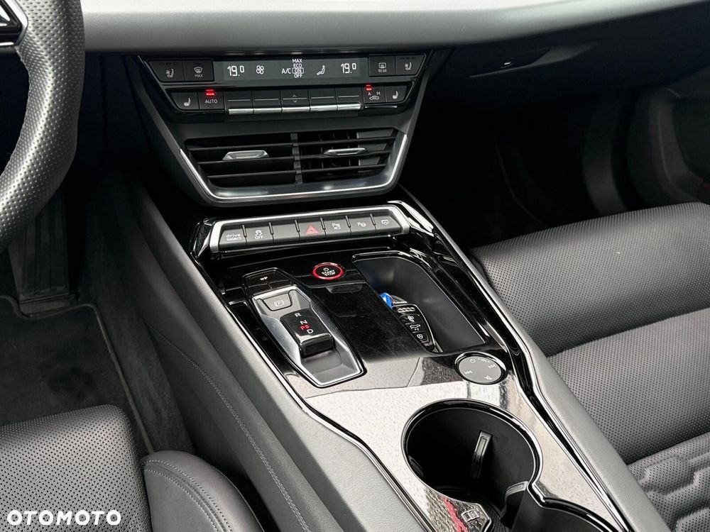 Audi e-tron GT - 24