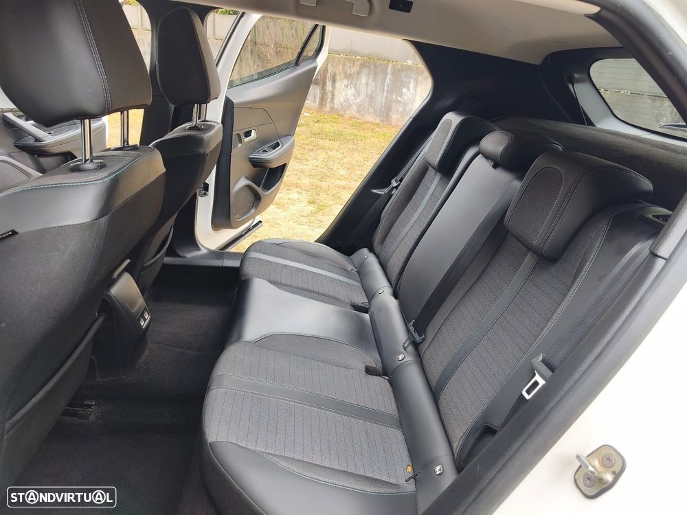 Peugeot 2008 BlueHDi 110 Allure Pack - 8