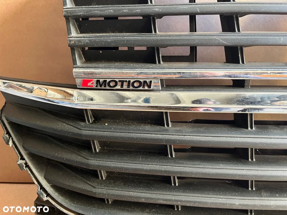 GRILL VW TRANSPORETER T6.1 2019-2021r ATRAPA ZDERZAKA PRZÓD VW T6.1 7LA - 3