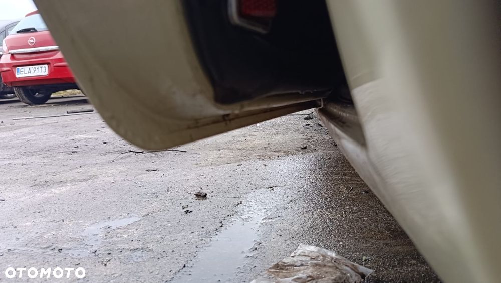 DRZWI LEWE TYŁ TYLNE TYLNIE FIAT 125P - 3