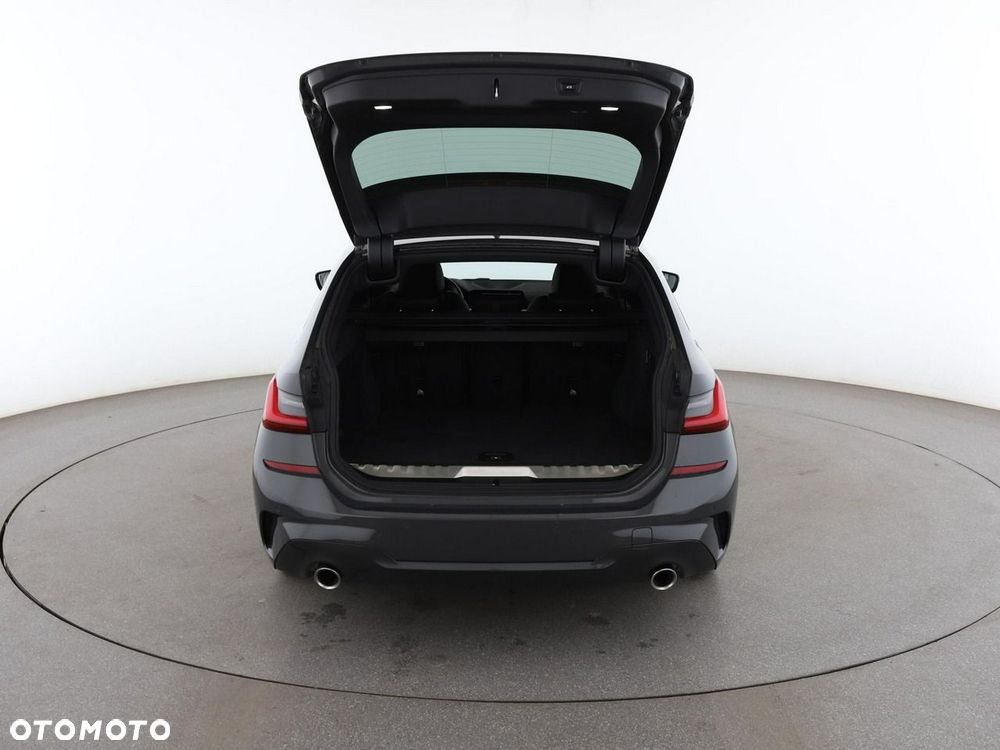 BMW Seria 3 - 20