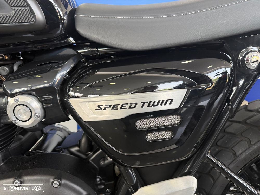 Triumph Speed Twin 1200 - 13