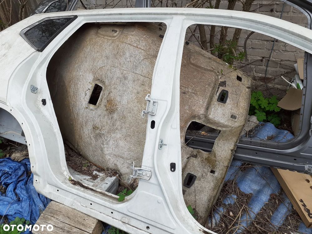 12237 Bok ćwiartka błotnik słupek próg prawy X-TRAIL T32 14- - 3