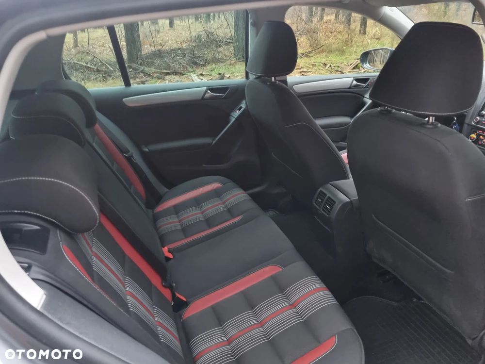 Volkswagen Golf 1.2 TSI MATCH - 10