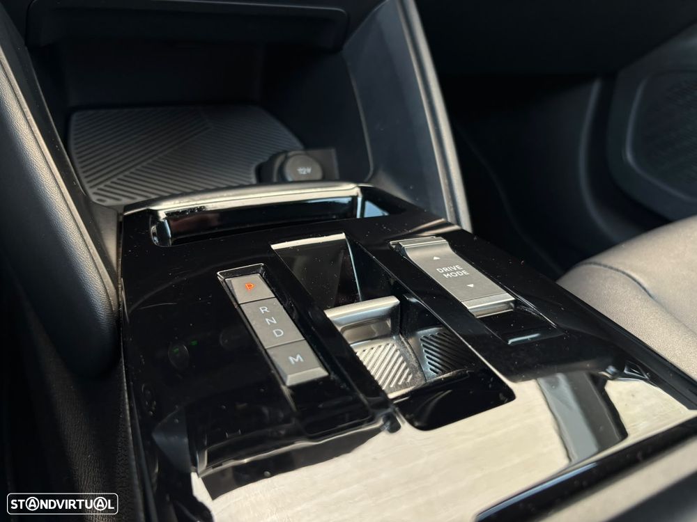 Citroën C4 1.2 PureTech Shine Pack EAT8 - 25