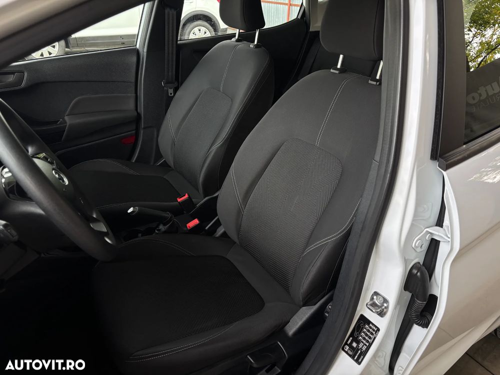 Ford Fiesta 1.1 Trend Connected - 26