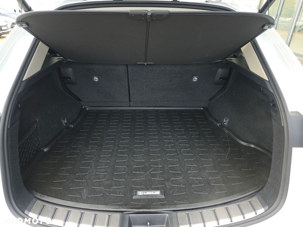 Lexus NX 350h Prestige AWD - 27