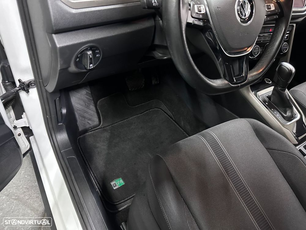 VW T-Roc 1.5 TSI Black Style DSG - 6