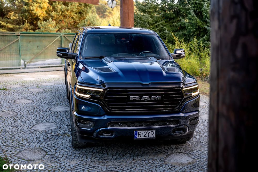 RAM 1500 5.7 eTorque Crew Cab Shortbed Limited Black - 6