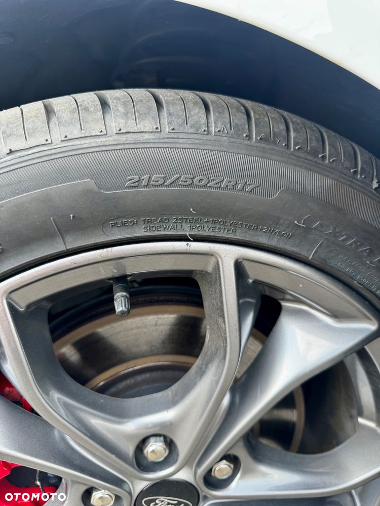 Ford Focus 1.0 EcoBoost Hybrid ST-LINE STYLE - 14