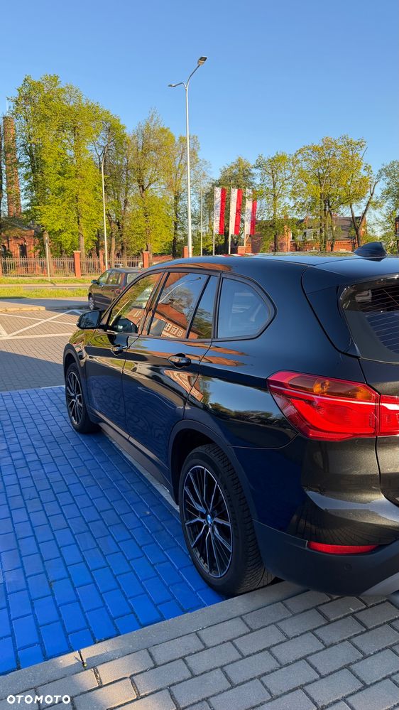 BMW X1 sDrive18d - 4