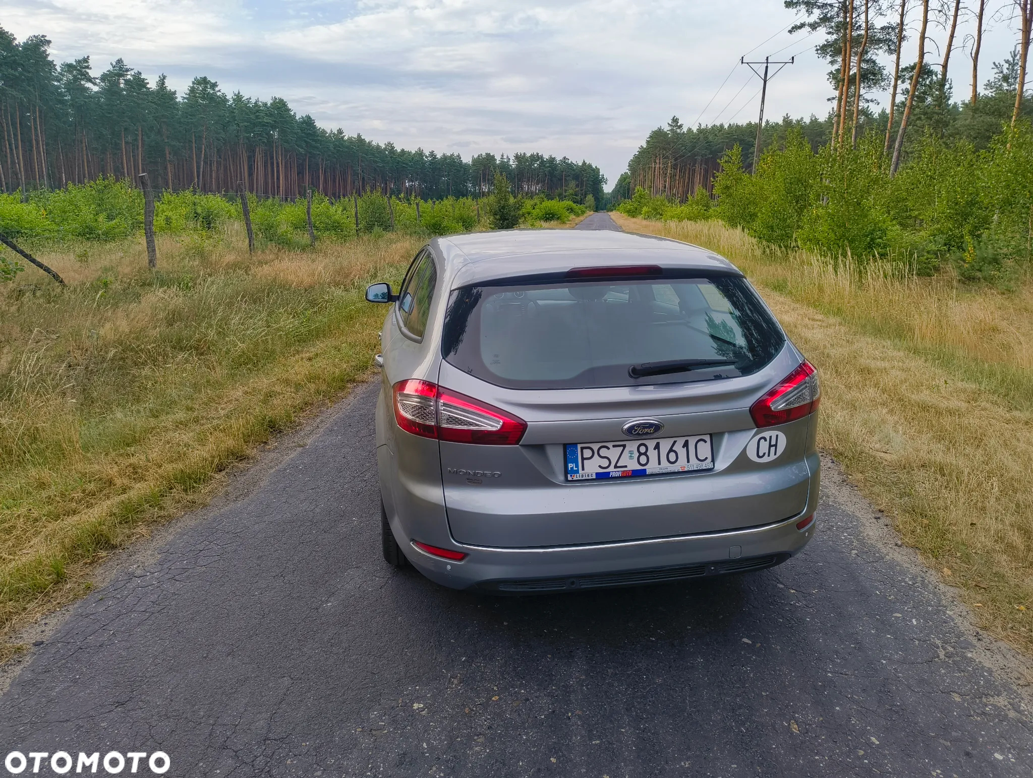 Ford Mondeo 2.0 TDCi Ambiente - 8