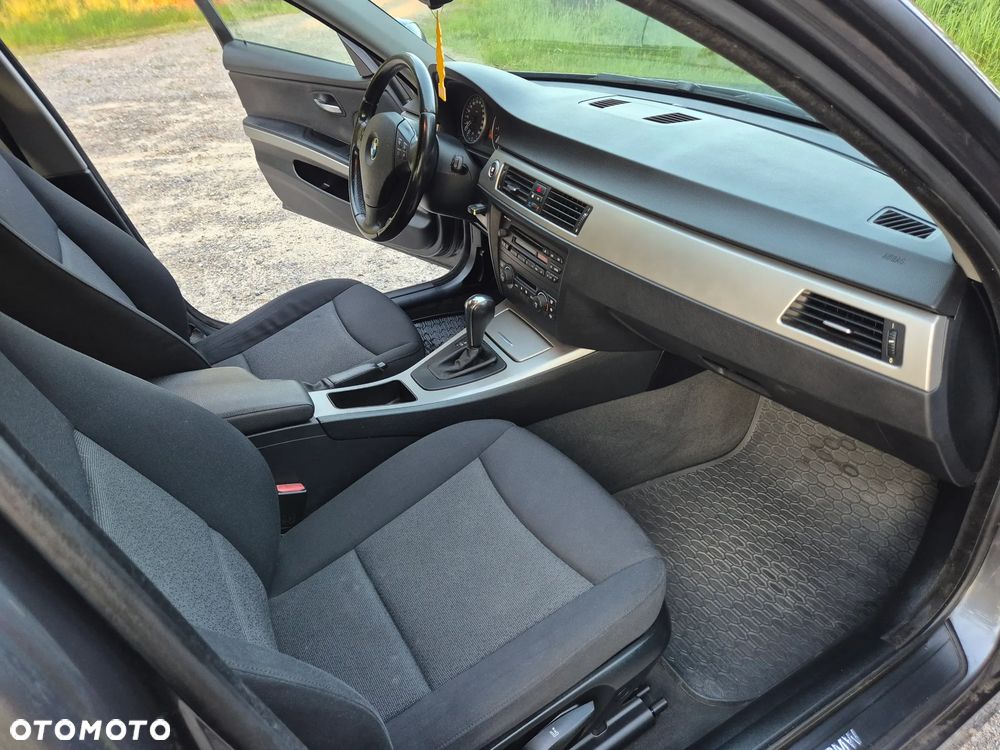 BMW Seria 3 - 21