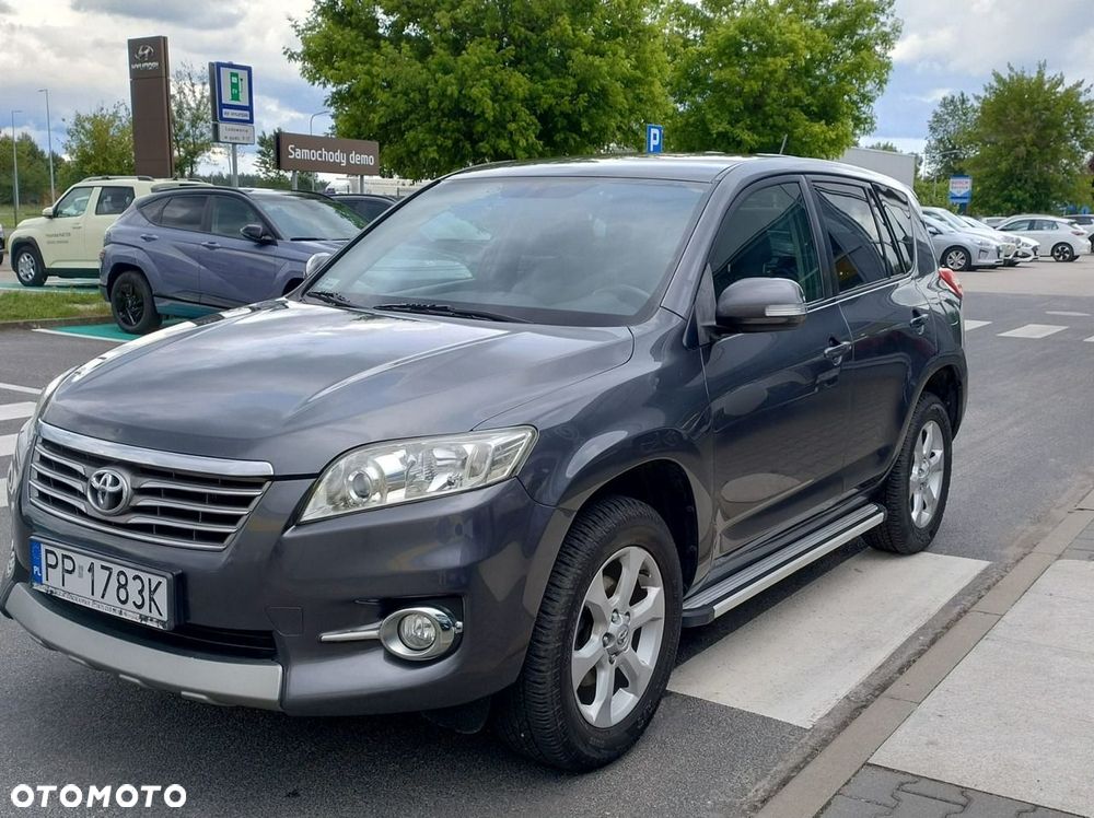Toyota RAV4 - 7