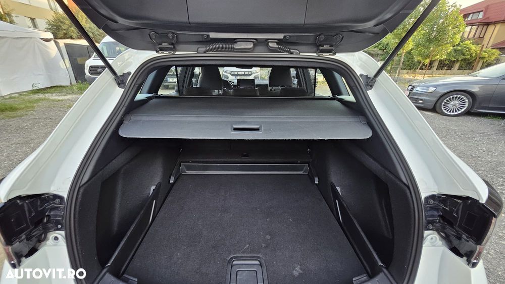 Toyota Corolla 1.8 HSD Active - 18