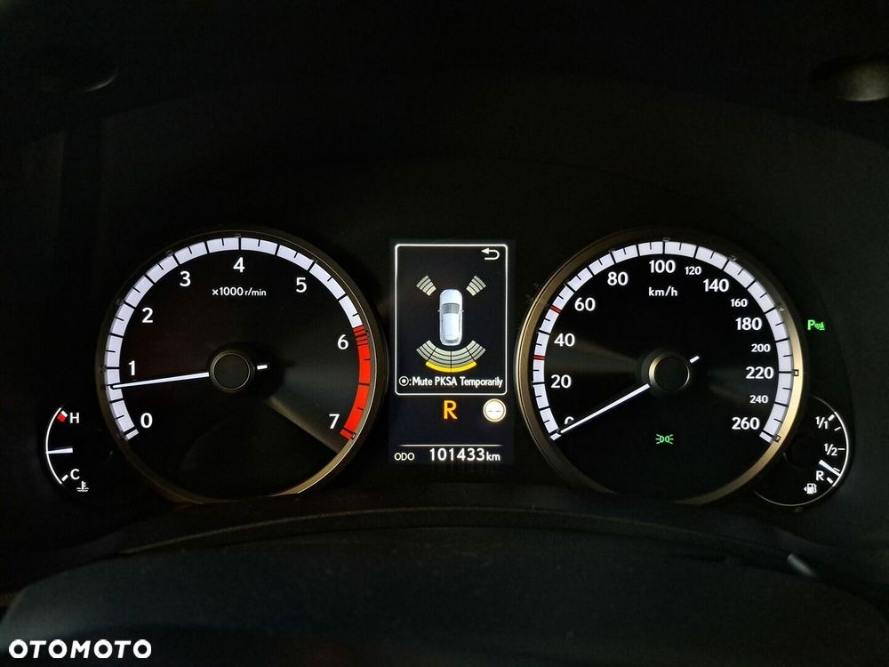 Lexus NX 300 GPF F Sport Edition AWD - 36