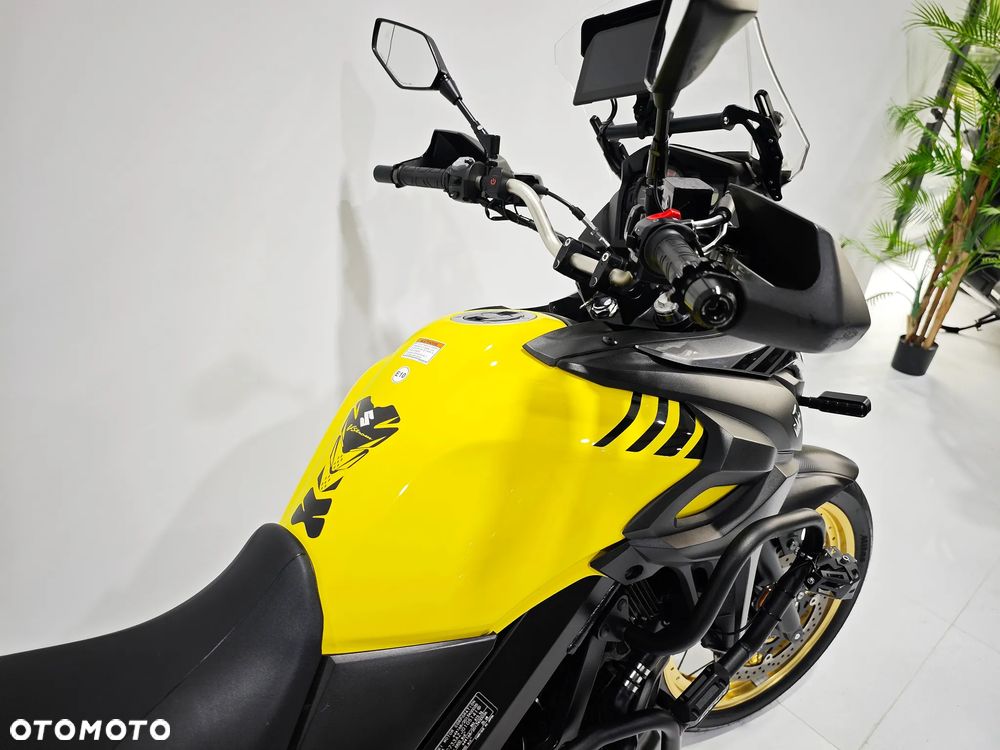 Suzuki V-STROM - 11