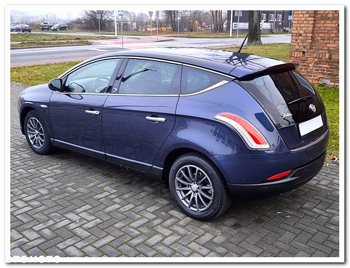 Lancia Delta 1.6 MJ Steel - 7