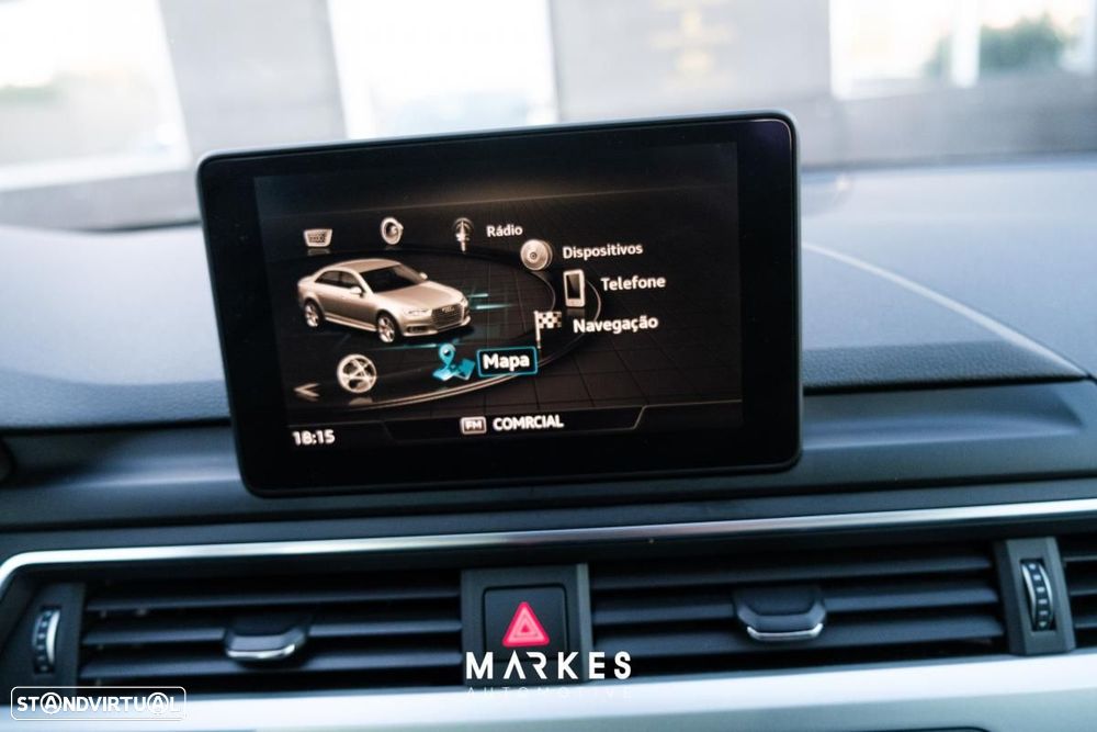 Audi A4 2.0 TDI Design S tronic - 29