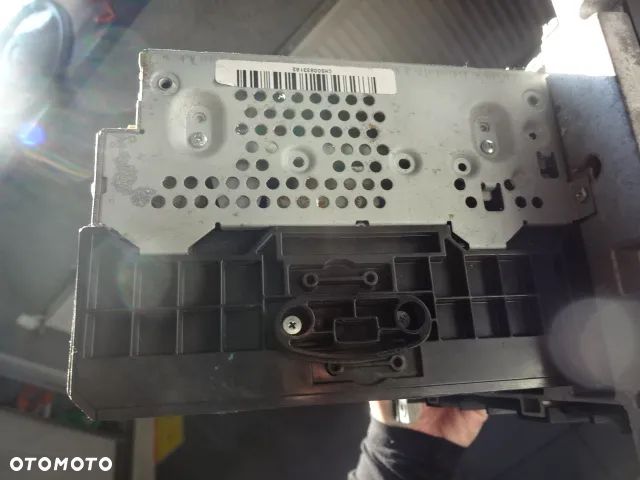 Radio Volkswagen Crafter N25-MF2830 CD - 8