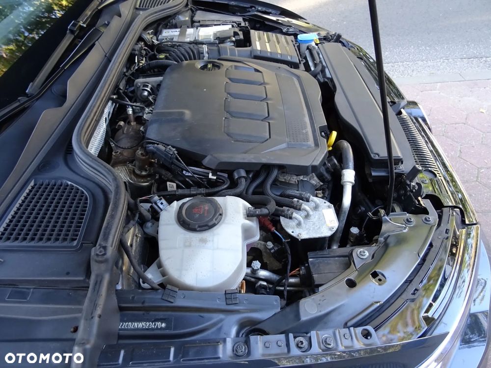 Volkswagen Golf VIII 2.0 TDI Life - 23