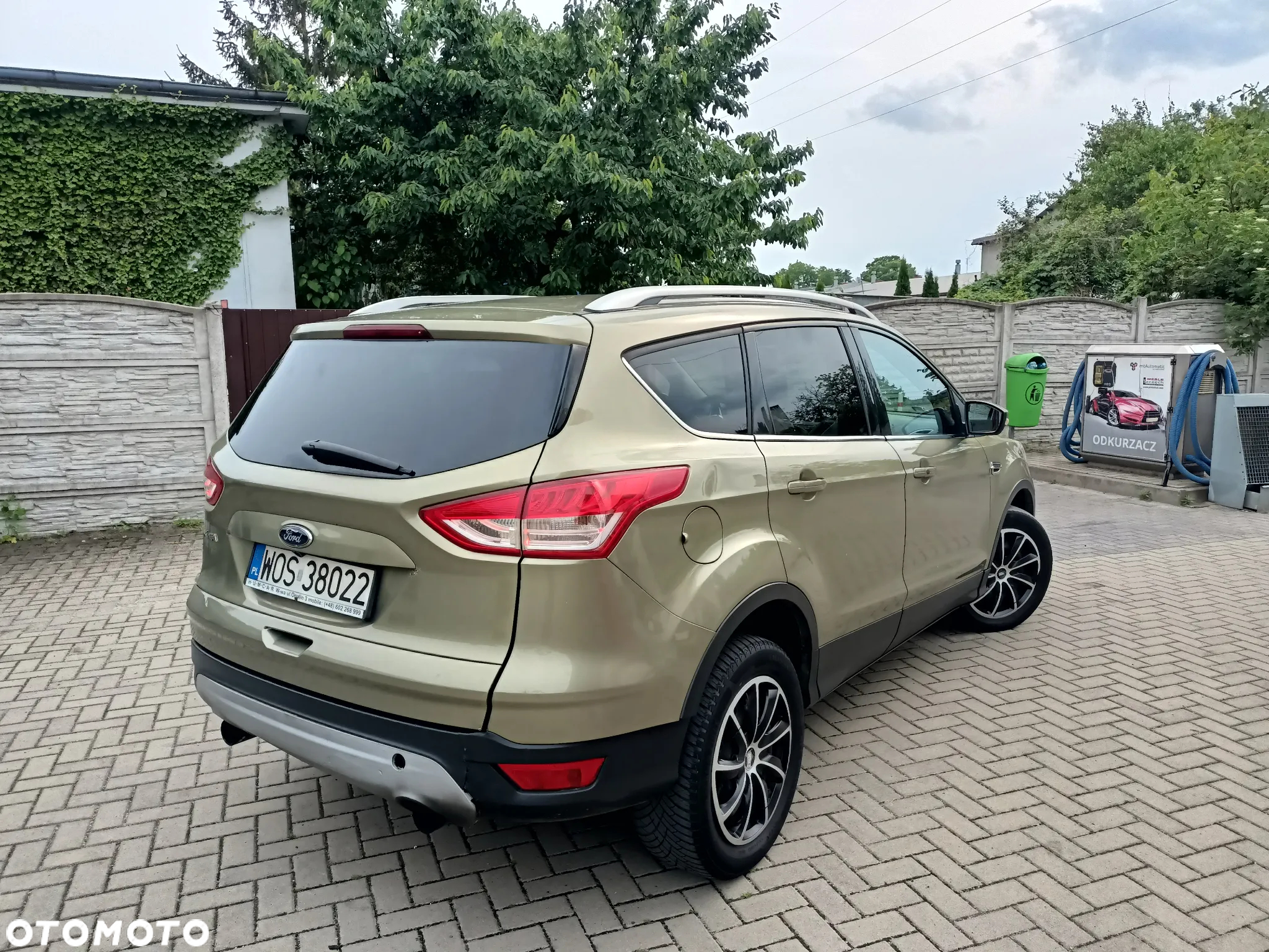 Ford Kuga 2.0 TDCi 4WD Titanium - 4