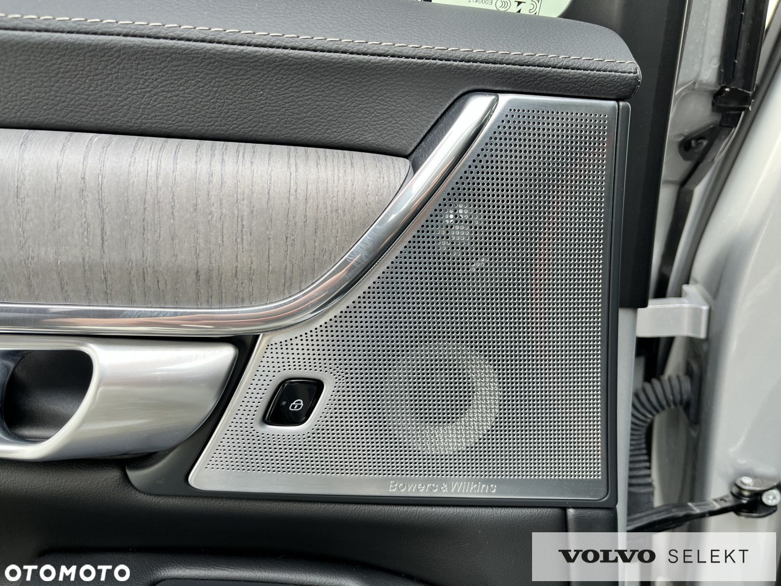 Volvo S90 - 32