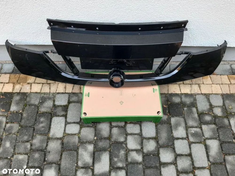 FORD STREETKA NIE KLEJONY! ŁADNY ZDERZAK TYŁ TYLNY ORYG. 32736514BA00 WYSYŁKA 24H