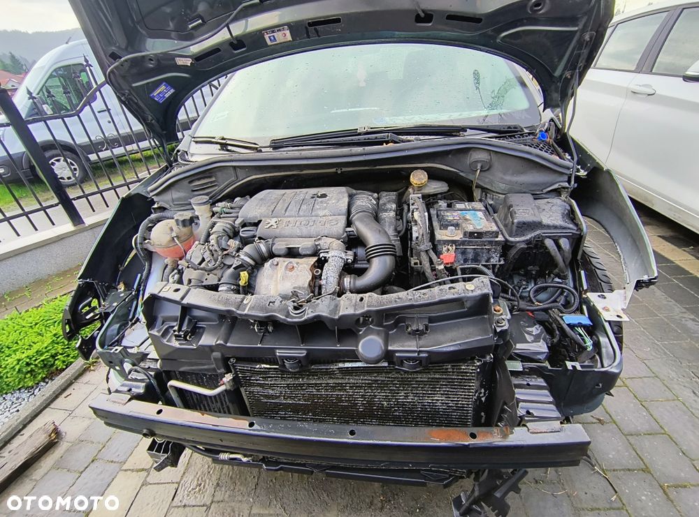 Peugeot 207 - 6