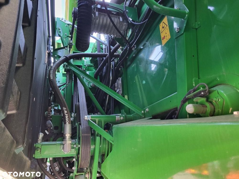 John Deere T 670 i - 17