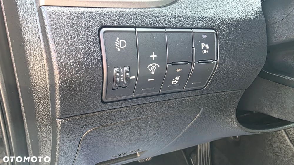 Hyundai i30 1.4 Fifa World Cup Edition - 13
