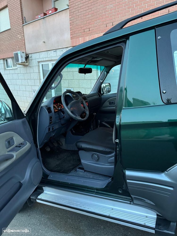Toyota Land Cruiser - 10