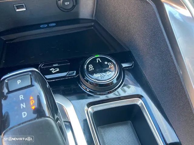 Peugeot 5008 1.2 PureTech Allure EAT8 - 34