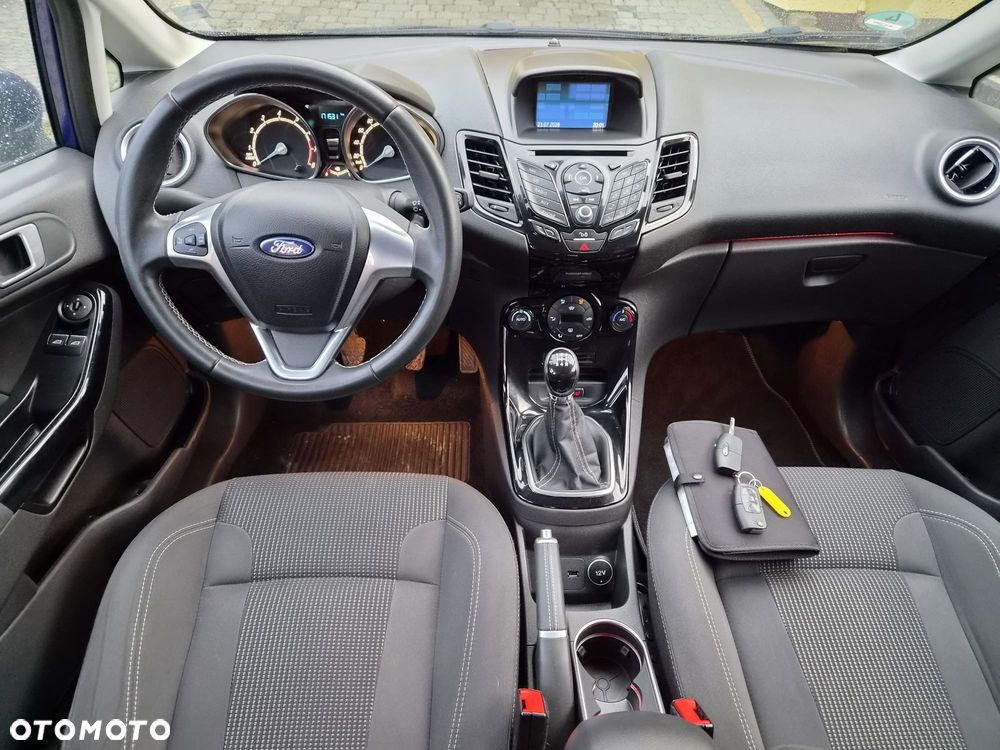 Ford Fiesta - 9