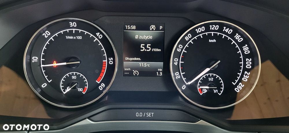 Skoda Superb 2.0 TDI Ambition DSG - 26