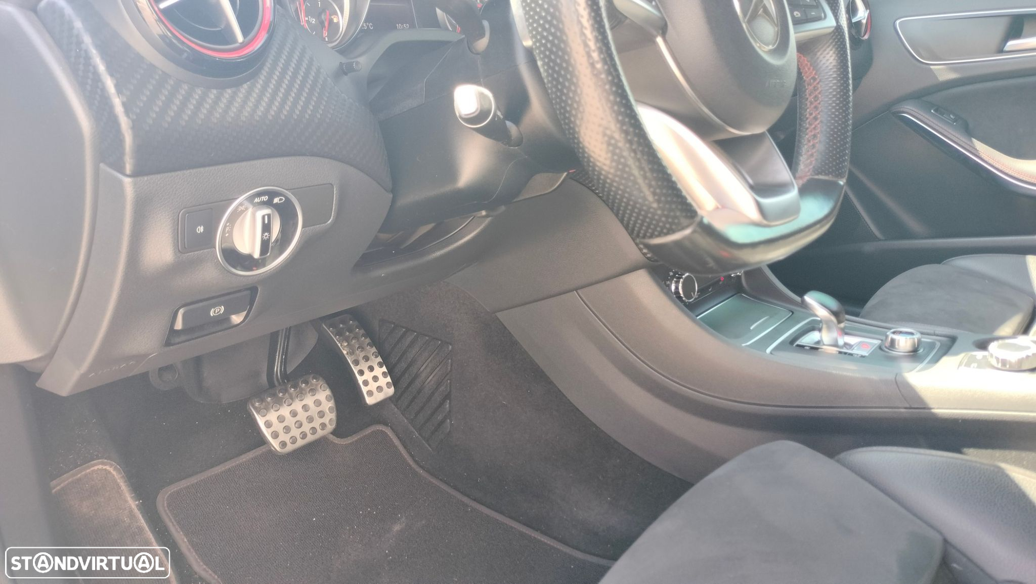 Mercedes-Benz A 45 AMG 4-Matic - 29