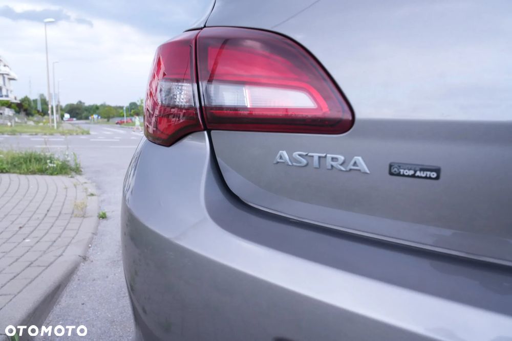 Opel Astra 1.6 Active EU6 - 16
