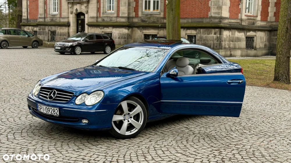 Mercedes-Benz CLK - 16